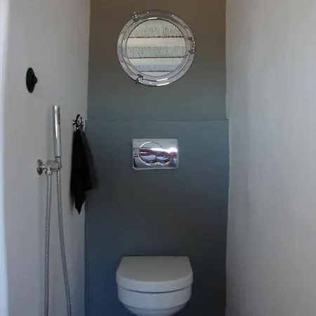 Apartment Studio In Paros